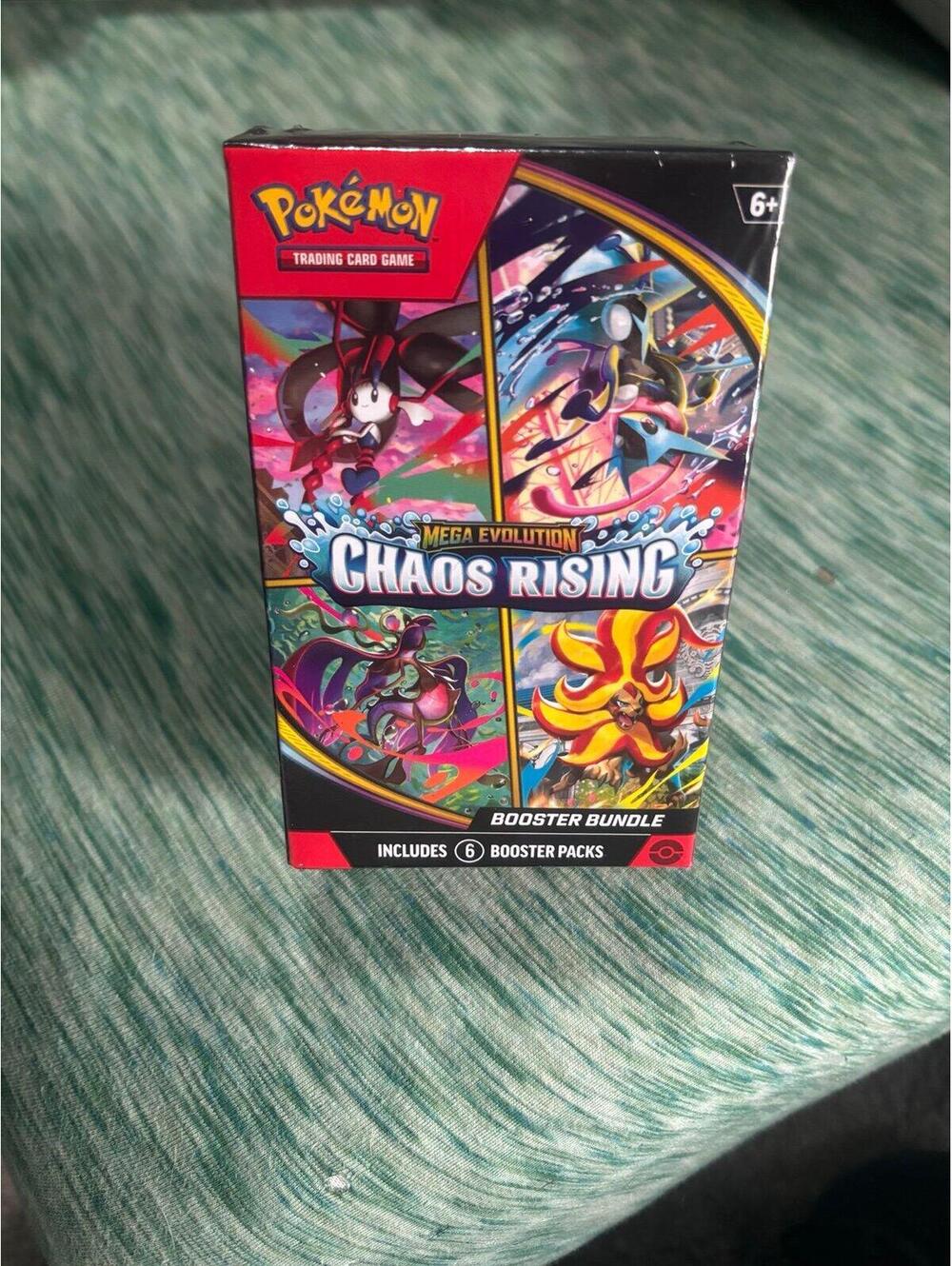 Pokemon TCG Chaos Rusing Booster Bundle Sealed